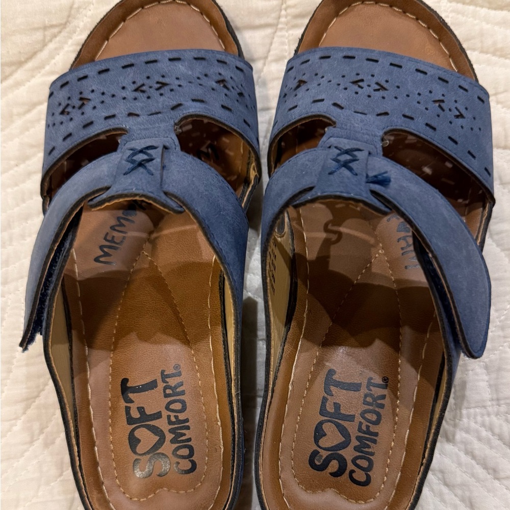 Women's Blue Sandals